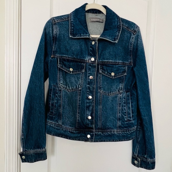 Bagatelle
Faux-Fur Collar Denim Jacket - Picture 6 of 7